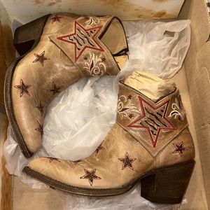 Old Gringo Cowboy Boots Sz 6 Brand New